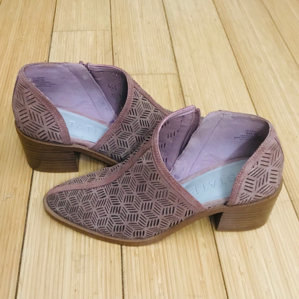 1.STATE Iddah Perforated Cutaway Bootie